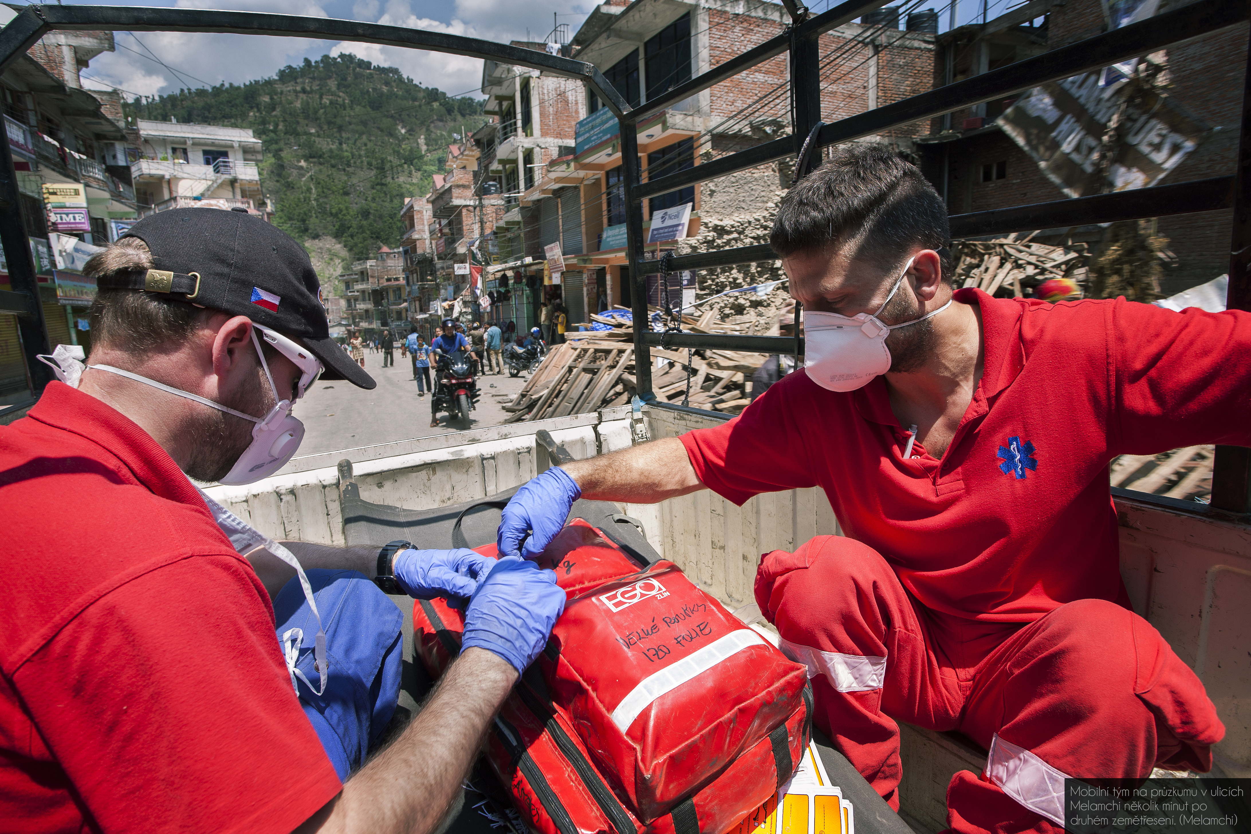 Výstava fotografií „Trauma team ČR – mise Nepál“