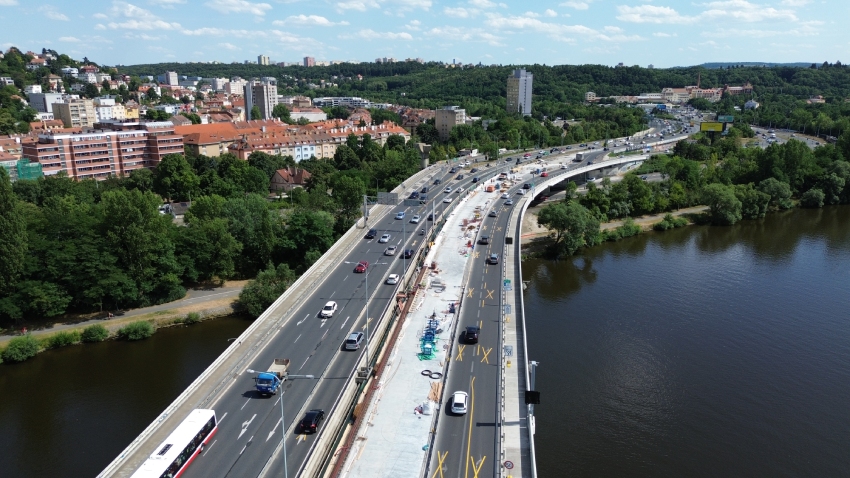 Druhá etapa opravy Barrandovského mostu