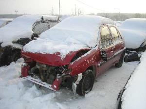 c_1a_autovrak_citroen_saxo_bez_jpg