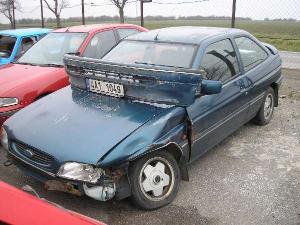 c_284_ford_escort_4a11049_jpg