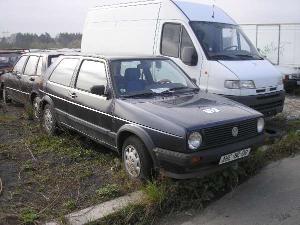c_49_vw_golf_ahe_82_00_mom_jpg