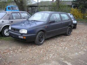 c_68_vw_golf_bez_cr_jpg