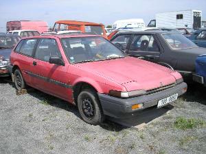x158_i_honda_cervena_jpg