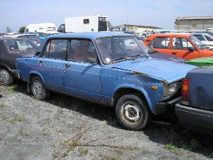 x169_i_lada_2105_modra_jpg