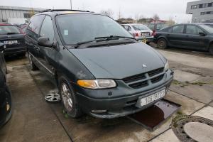 164_24_chrysler_voyager_1c6_9223