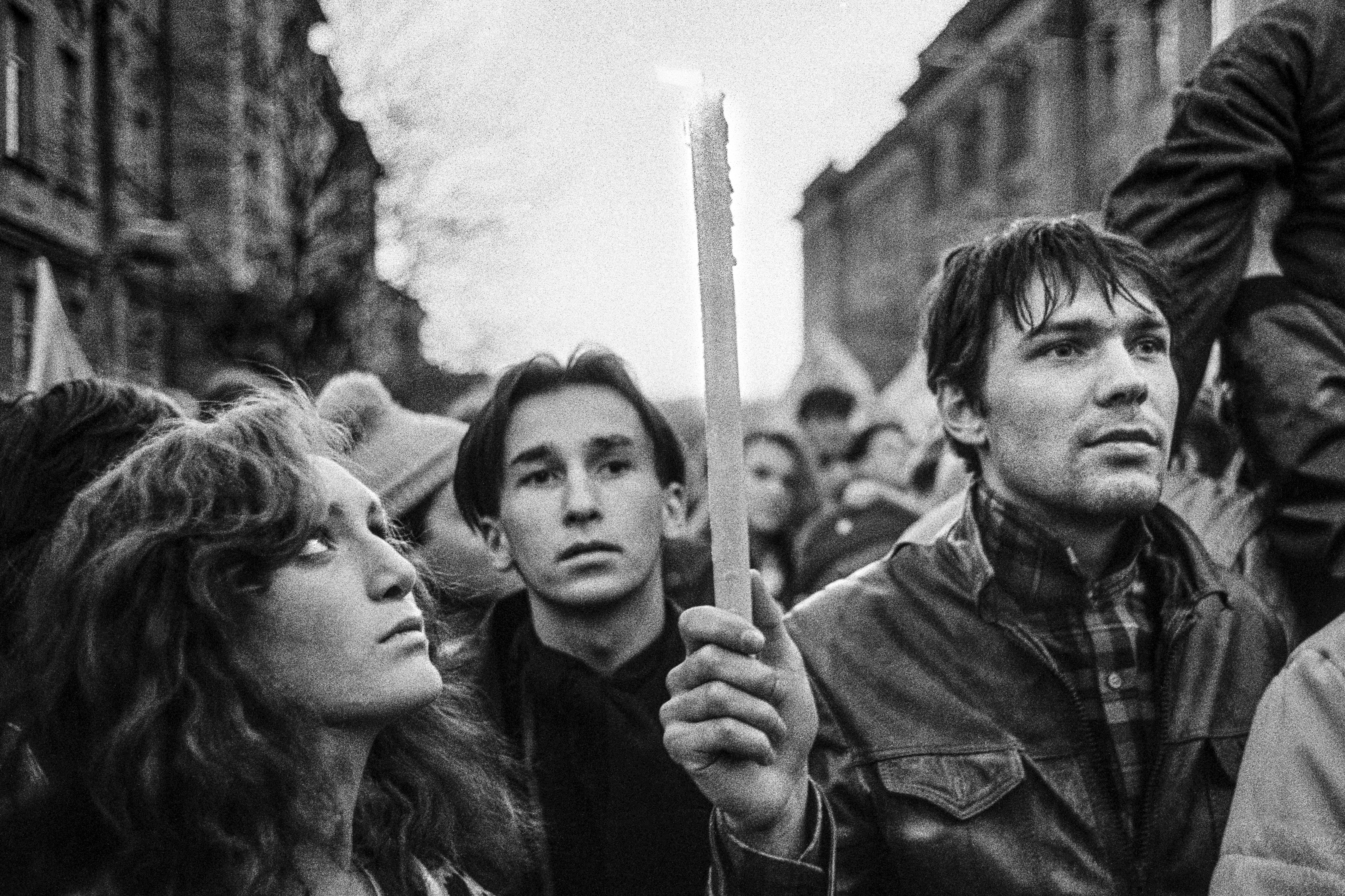 Počátek shromáždění na Albertově svolaného k uctění památky studenta Jana Opletala