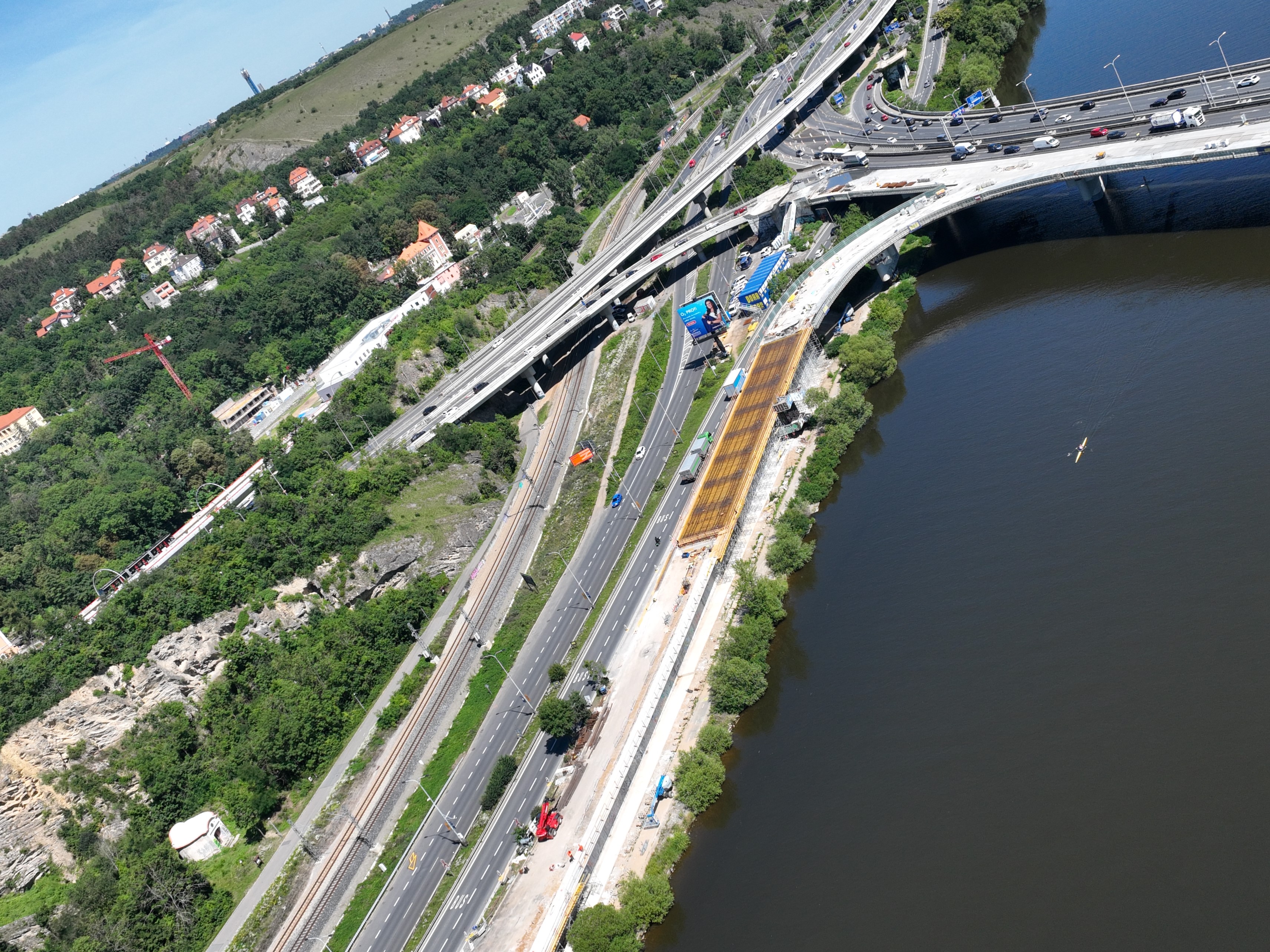 Rampa ze Strakonické na Barrandovský most