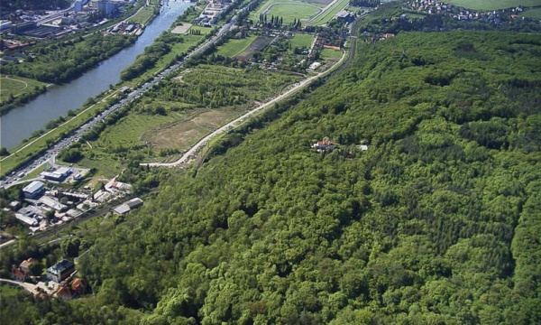 Přírodní park Radotínsko-Chuchelský háj - Letecký pohled na Chuchelský háj